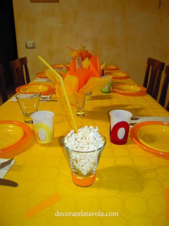 tavola arancione giallo 09