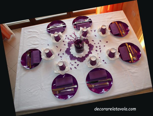 Idee tavola compleanno colore viola