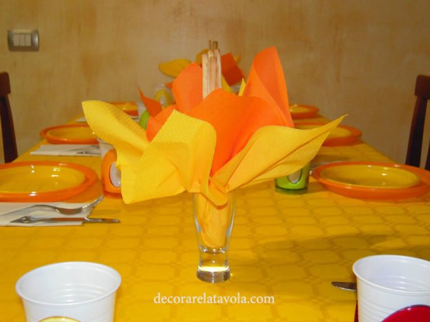 tavola arancione giallo 03