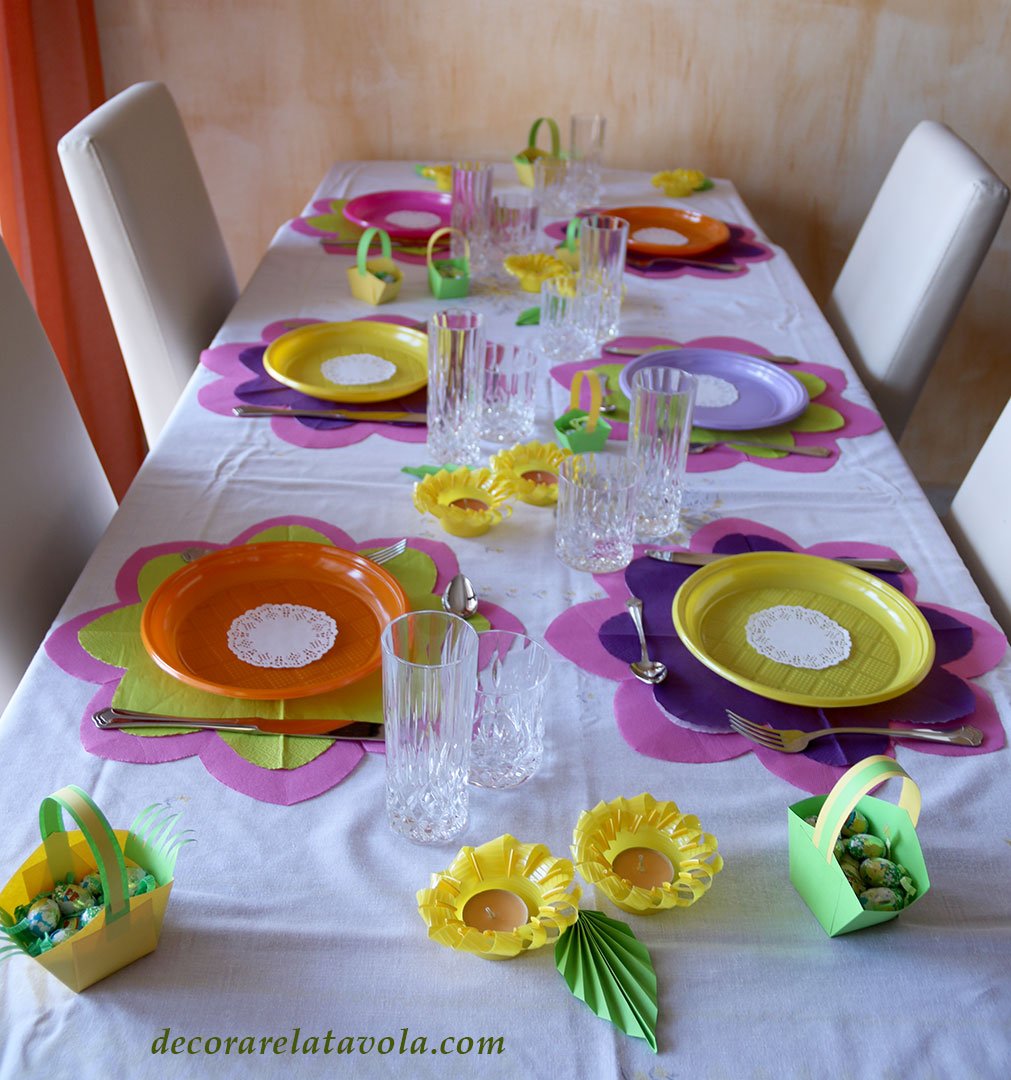 tavola di primavera colorata